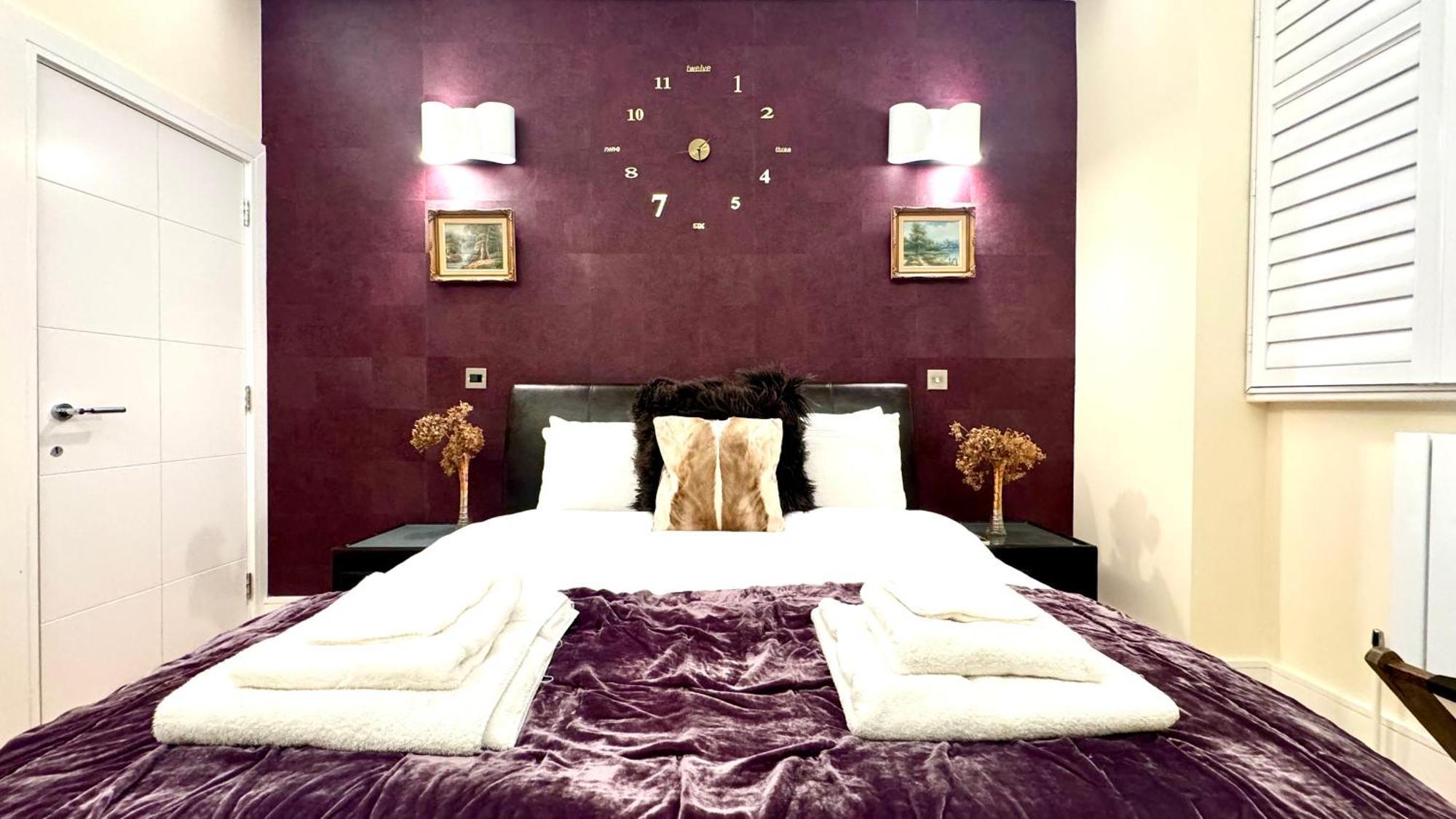 2 Bedroom In South Kensington By Wild London